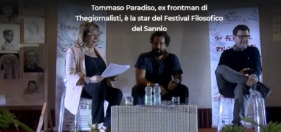 Tommaso Paradiso, ex frontman di Thegiornalisti, è la star del Festival Filosofico del Sannio